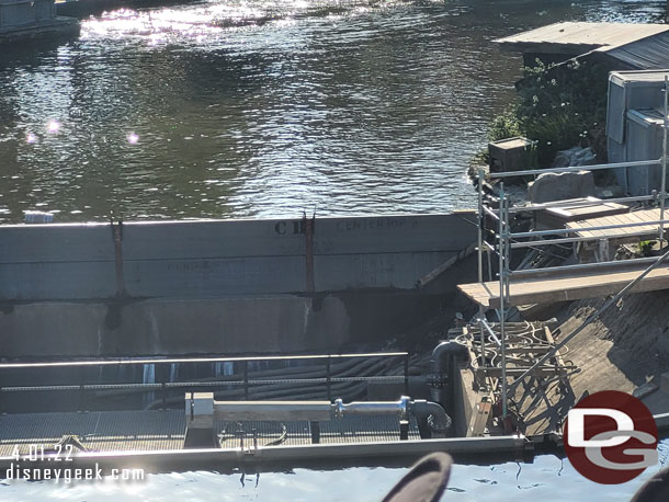 The water screen equipment on the center platform