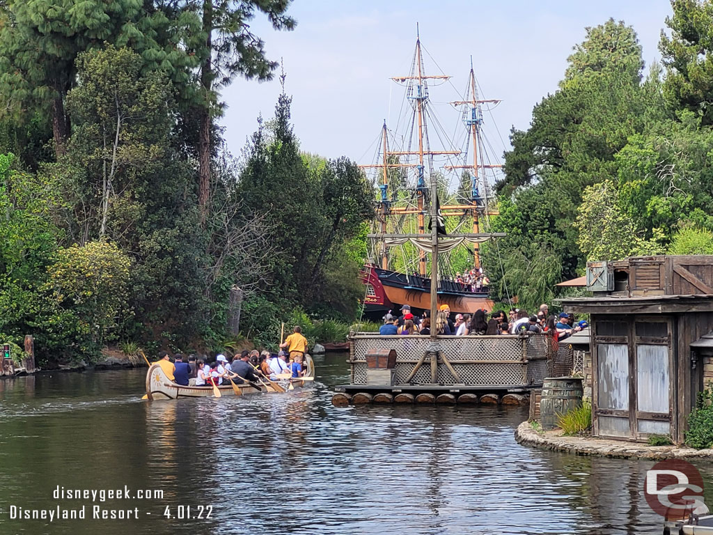 Tom Sawyer Island rafts are using their usual dock again, the Fantasmic platform work in that area has wrapped up. In the distance you can see the Columbia was in service today too.