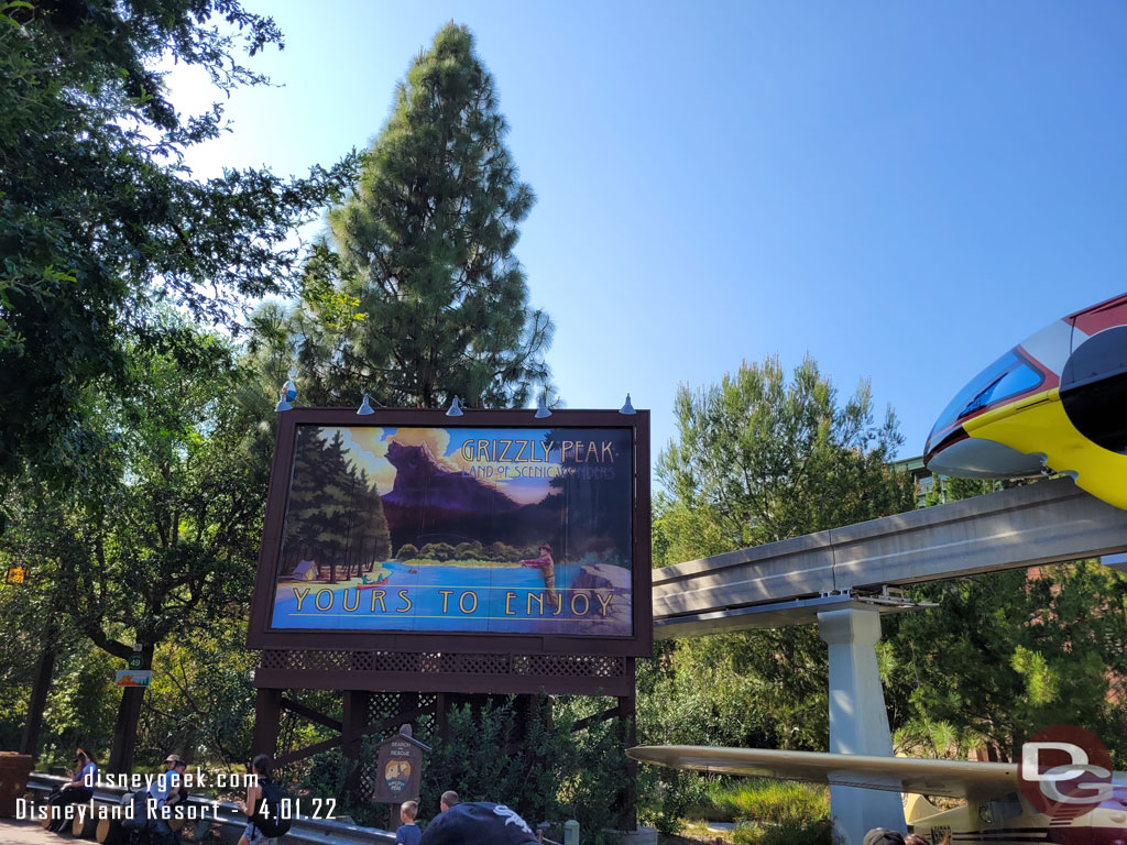 Wrapping up my DCA Eggstravaganza with Donald Duck on Grizzly Peak Billboard