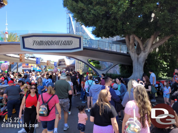 On the right is the end of the Lightning Lane for Star Tours, it is a little backed up at the moment.