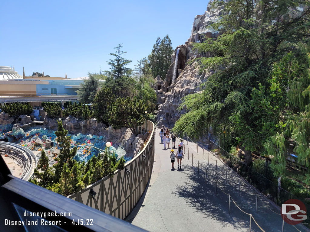 The Matterhorn was down and queue emptied.