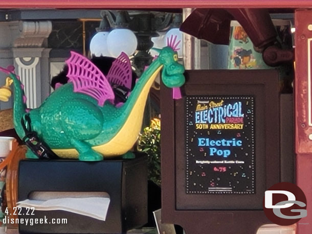 Elliot popcorn bucket and special popcorn for sale in Town Square.