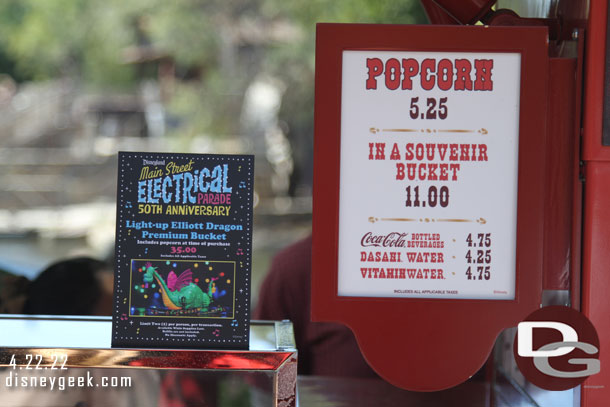 The popcorn bucket sign.