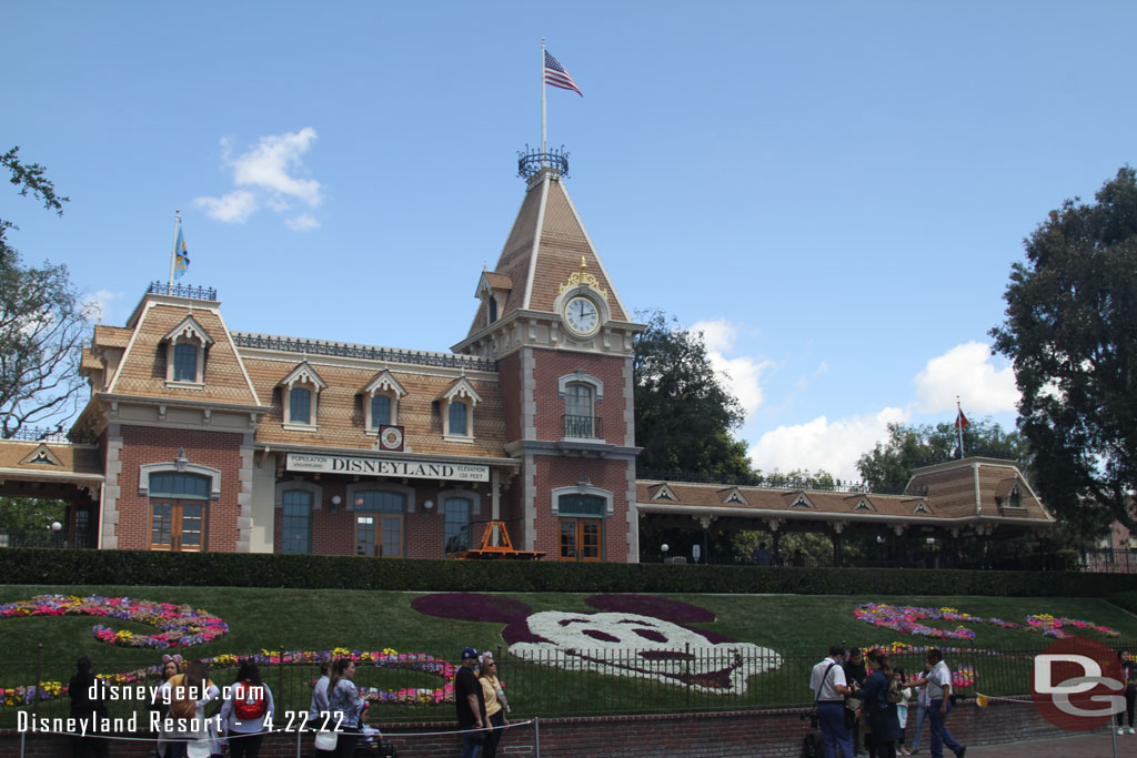 12:11pm - Entering Disneyland