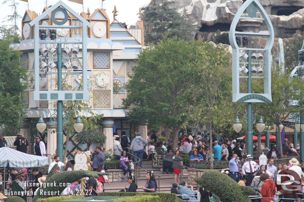 5:45pm - Waiting for the parade in the small world mall area.