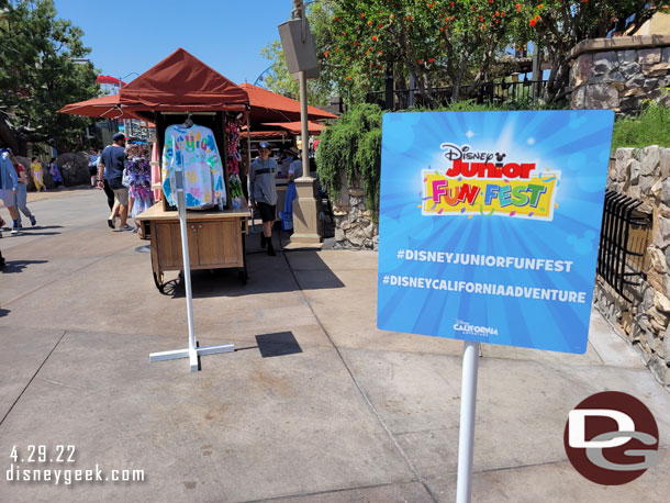 A sign for the Fun Fest but no merchandise at the kiosk for the event.