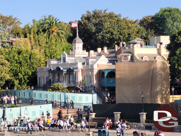 Notice new trees are now in the Pirates queue.  You can see the top sticking up above the wall in this picture.