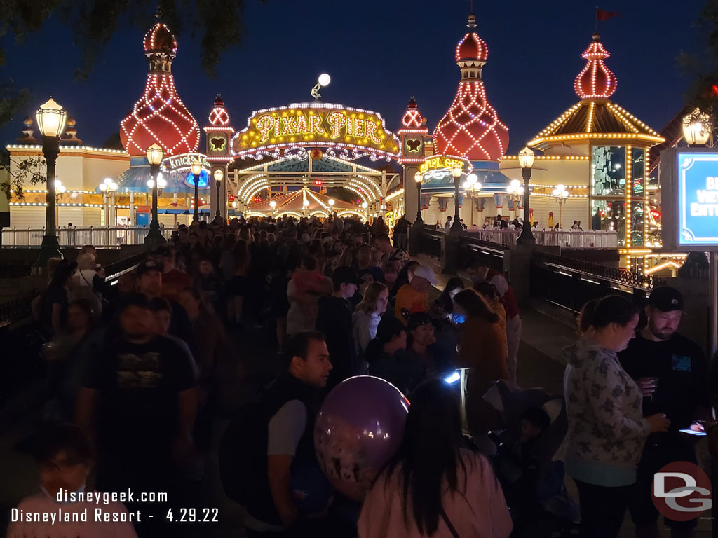 The line to enter the Pier side went up to the top of the ramp. I opted not to stand in that and milled around the area waiting for the line to shrink or the other entrance to open.  The other entrance opened around 8:15.