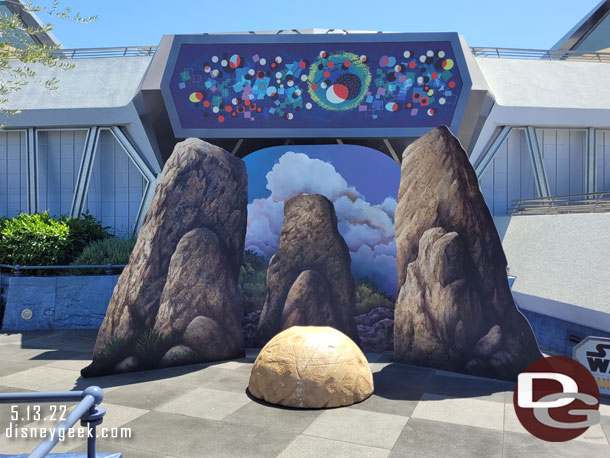 A couple of Star Wars Photo Ops in Tomorrowland.