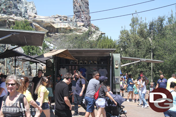 The kiosk here looks to be similar to the one at the trading post.