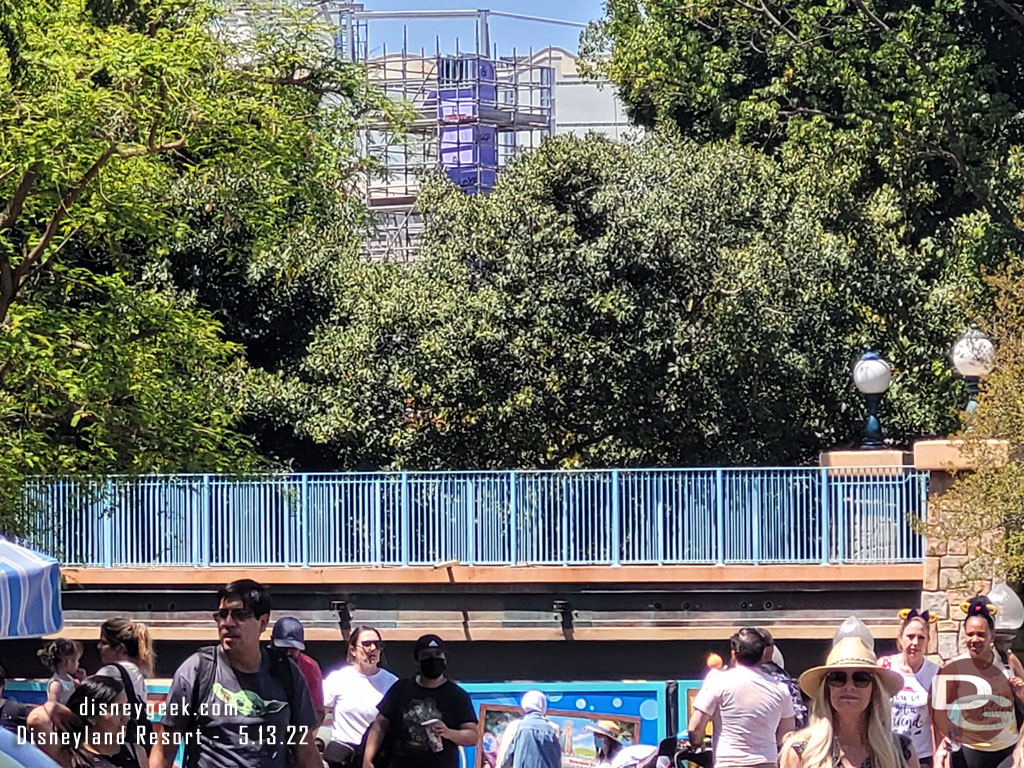 You can see just a little progress on the El Capitoon through the trees.