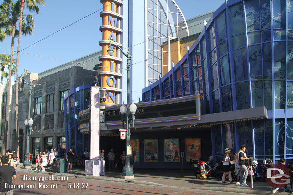 Lighting on Hollywood Blvd. Assuming for GradNite