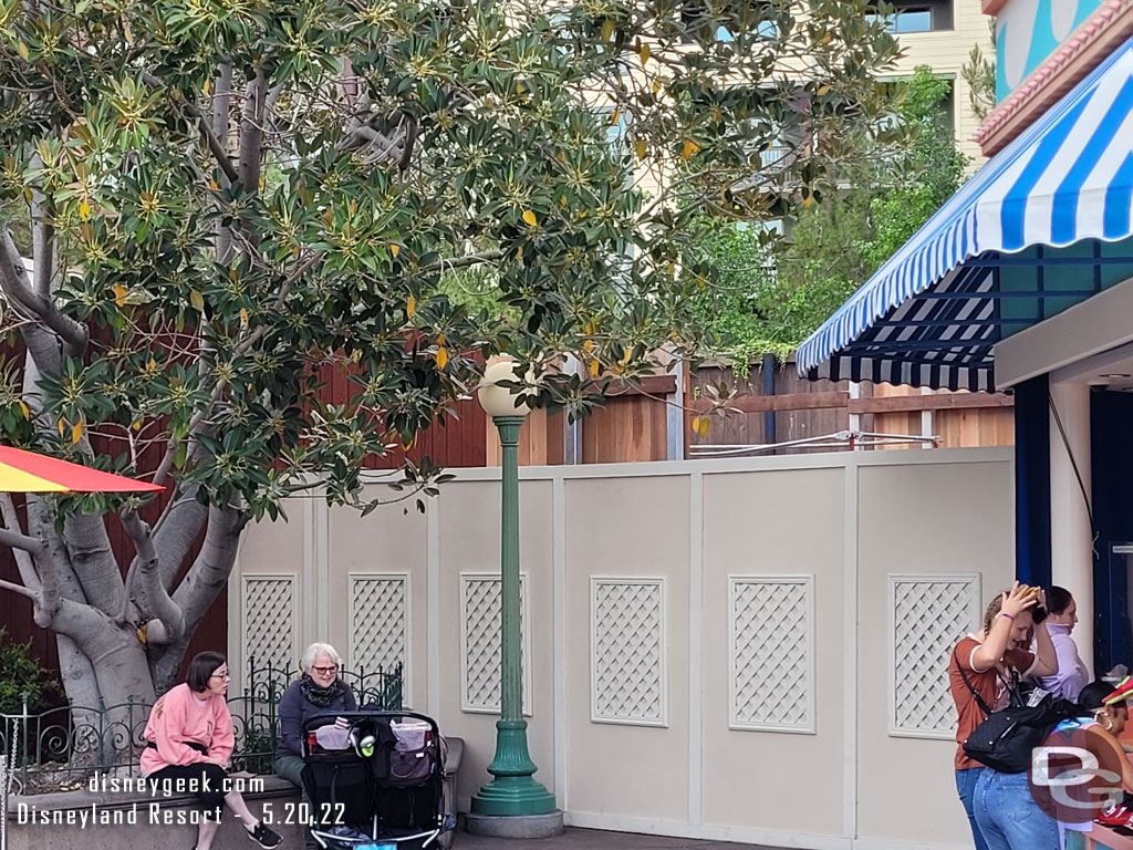 Some planks have been added to the steel at the under construction Paradise Pier Hotel entrance to DCA.