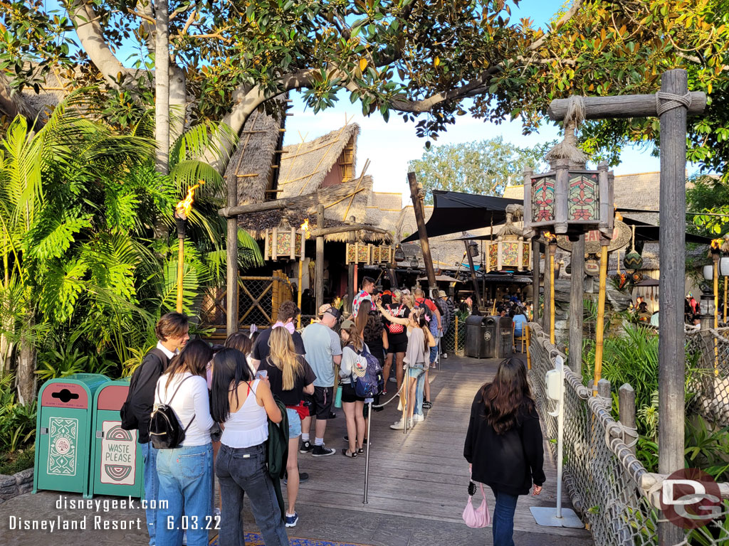 Tropical Hideaway queue is out to the walkway.