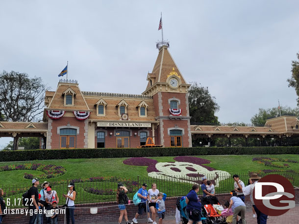 7:51am - Inside Disneyland with 9 minutes until park opening.