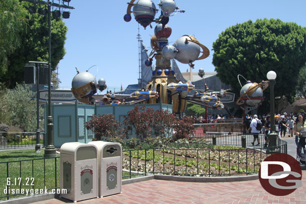 One more look at the plantings at the entrance to Tomorrowland.