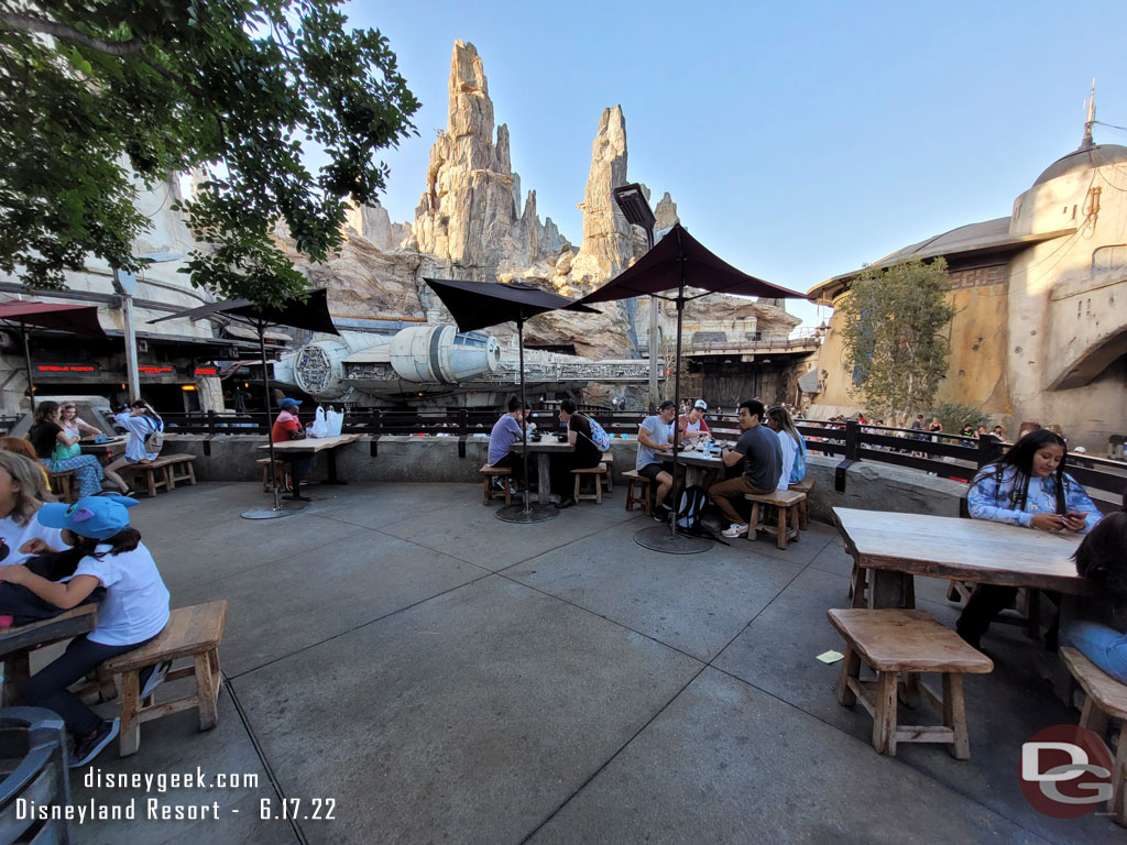 An interesting comparison of WDW vs Disneyland.  In Anaheim there are tables, chairs and umbrellas with a view.  At WDW this area is blocked off for PhotoPass.