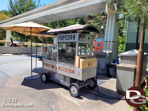 The popcorn cart was closed this afternoon (the app said it was open)