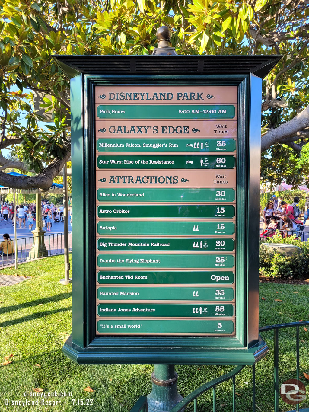 6:43pm - Disneyland Wait Times