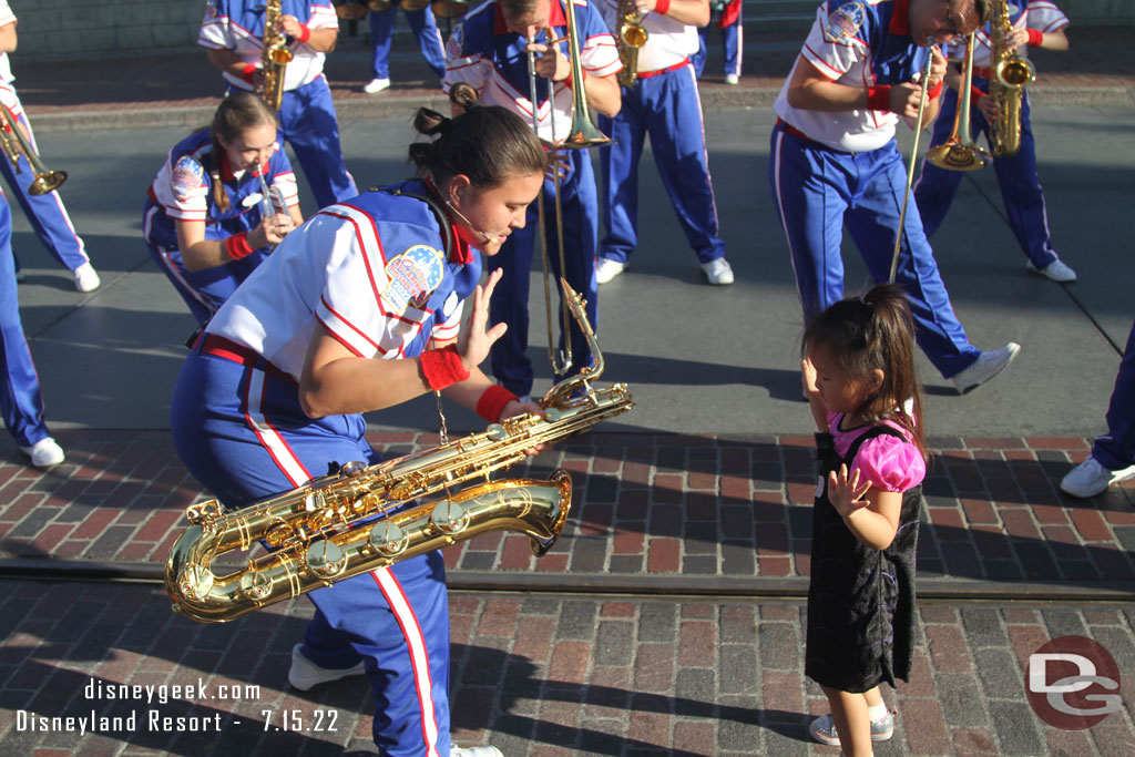 A young guest dancing with the band during the Stevie Wonder medley