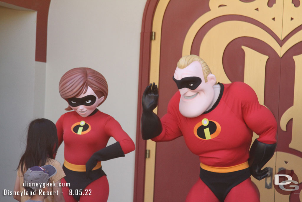 Mr. & Mrs. Incredible out for pictures on Pixar Pier.