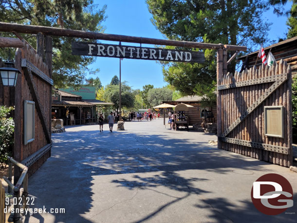 2:45pm - On my way to Frontierland.