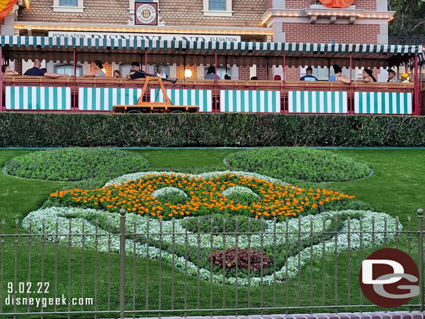 7:17pm - Through the lines and inside Disneyland, so not a big wait.