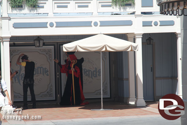 He stopped for photos in the shade.