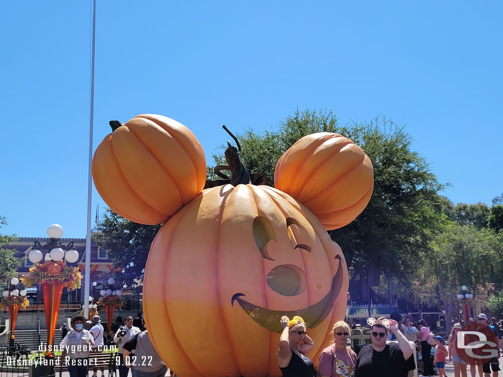 The large Mickey Pumpkin has returned and the line for photos was one of the longest in the park.