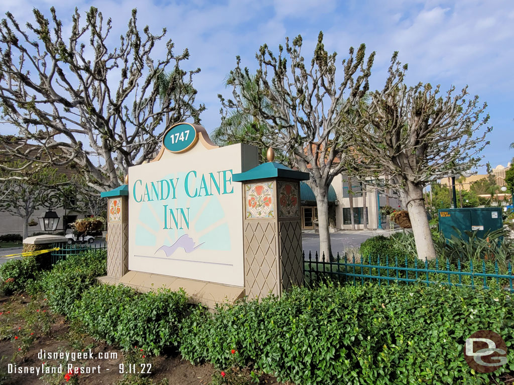 Passing by the Candy Cane Inn which has not reopened following their COVID closure then extended renovation. I had a reservation to stay there but it was cancelled a several weeks ago.  