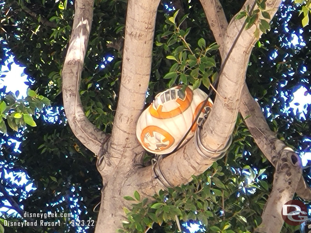 BB-8 near the Trading post