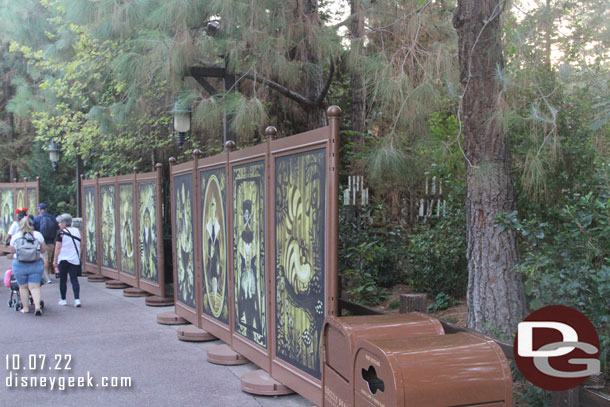 Still not sure why the Halloween photo wall is up all the time in Grizzly Recreation Area.