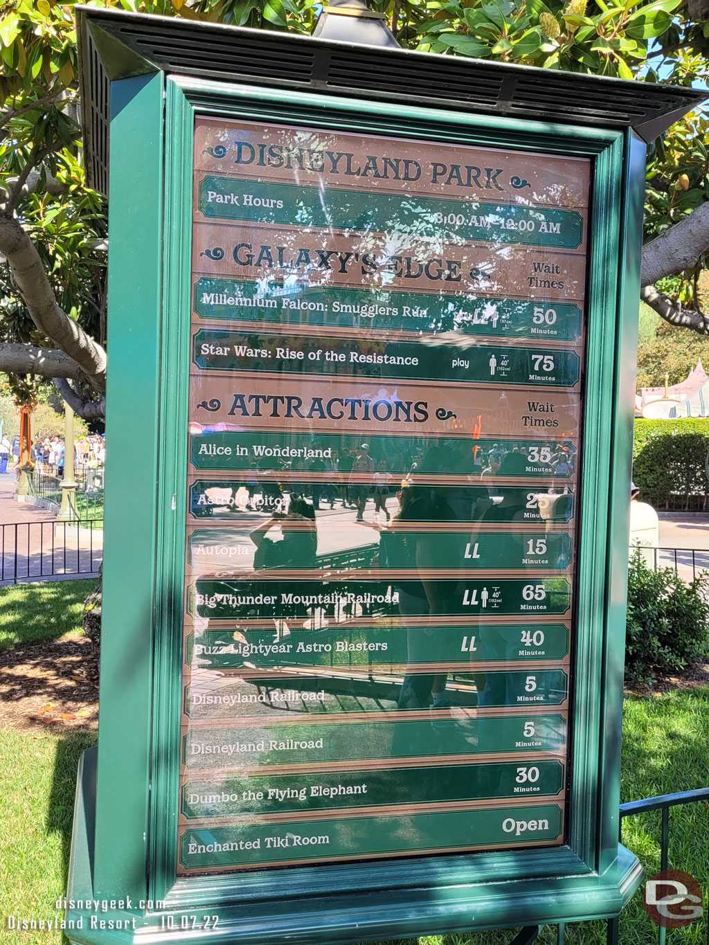 2:33pm - Disneyland Wait Times