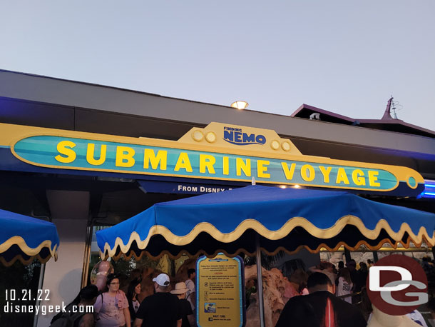 6:18pm - Finding Nemo Submarine Voyage showed a 25 min wait in the app and 20 min on the sign so decided to give it a go.