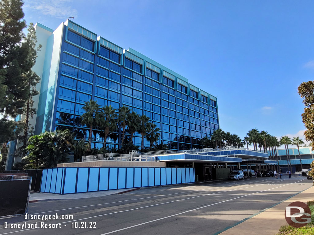 The exterior painting at the Disneyland Hotel  continues.