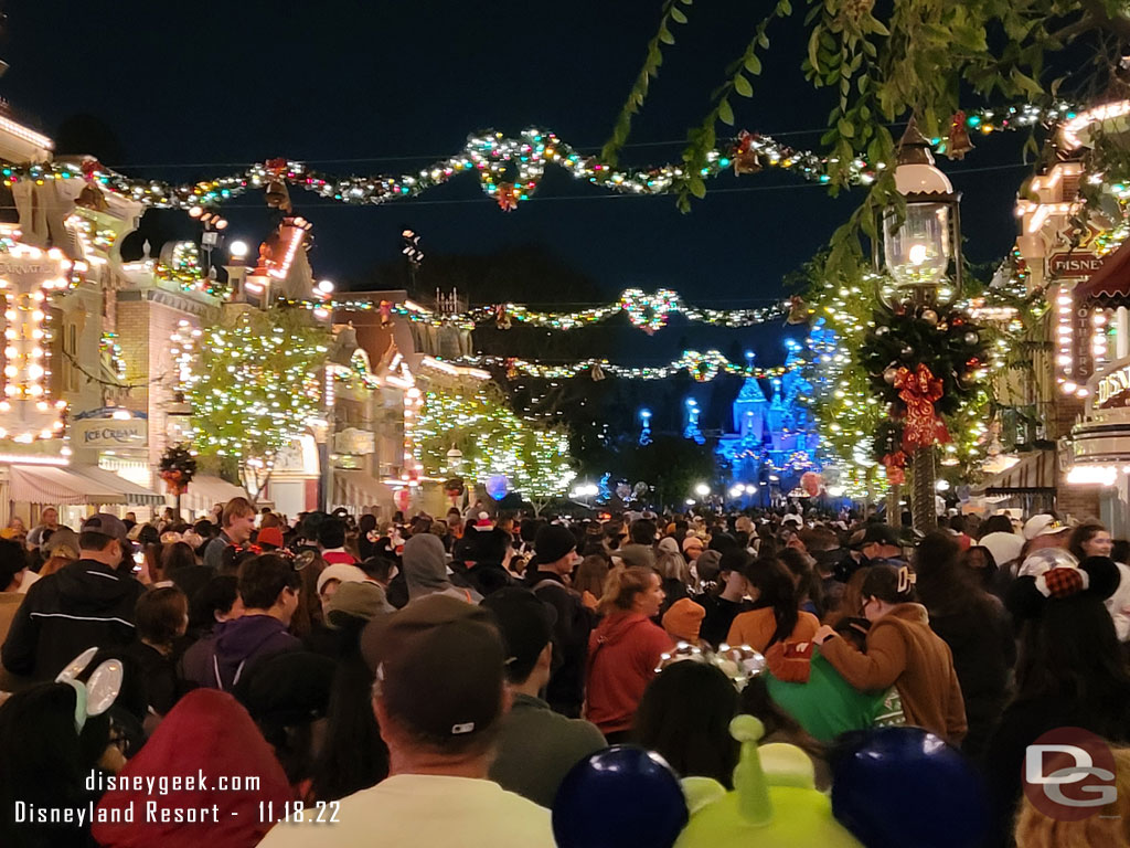 9:29pm - Found a spot for Believe in Holiday Magic.  Off to the side of the street since I did not want to push through people.   