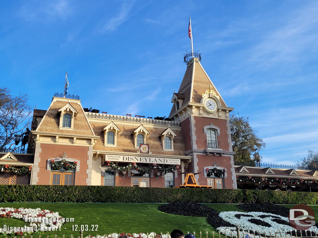 7:50am - Entering Disneyland