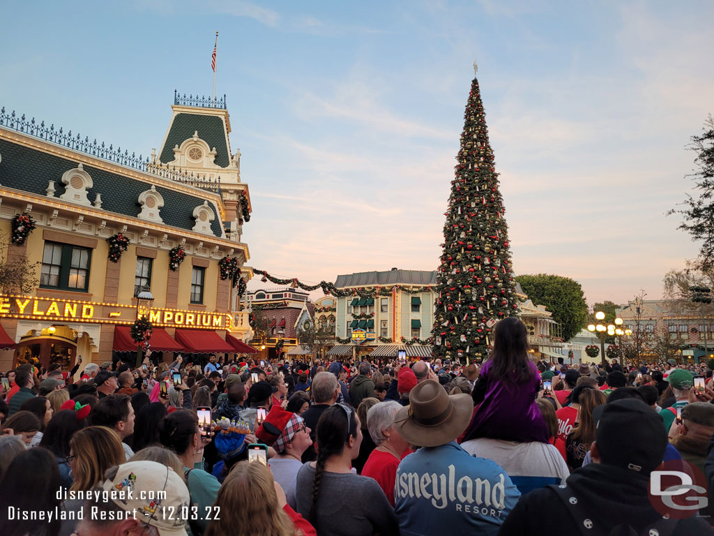 4:45pm - Tree Lighting Moment