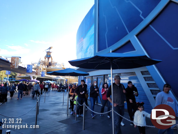 9:16am - Entering the queue for Star Tours. It was posted at 15 minutes.