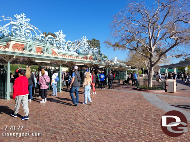 Not a big park hopping queue for Disneyland.  Across the way DCA had several dozen guests per line and it looked worse but in about 5 minutes it cleared.