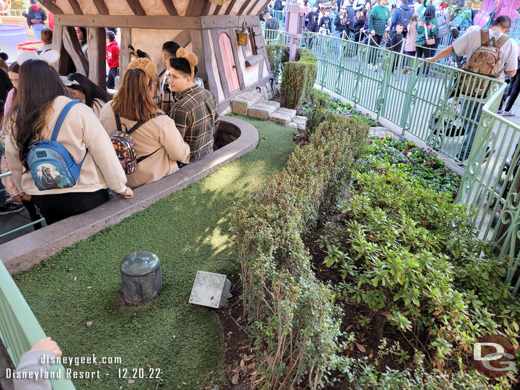 Artificial grass in the queue.. this has been around a while, just could not remember if I posted a picture of it.