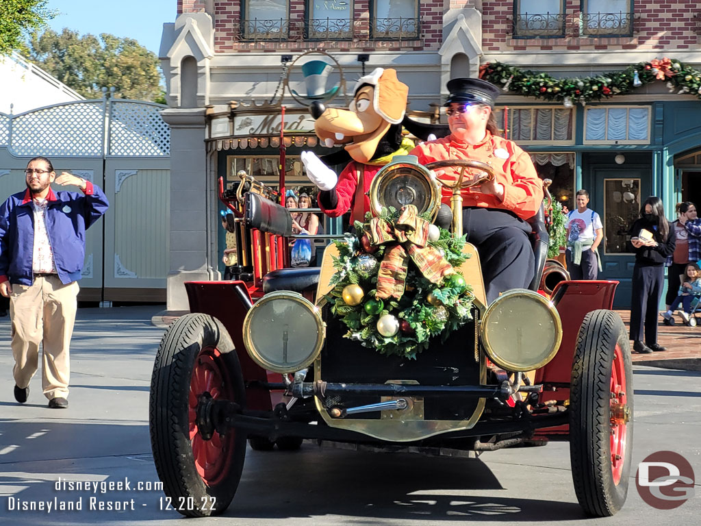 Goofy in the fire truck to wrap up the cavalcade.