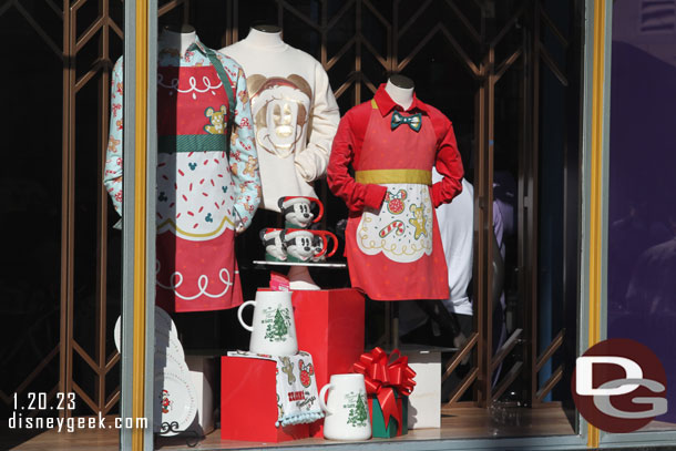 Gone Hollywood still has holiday merchandise in one window.