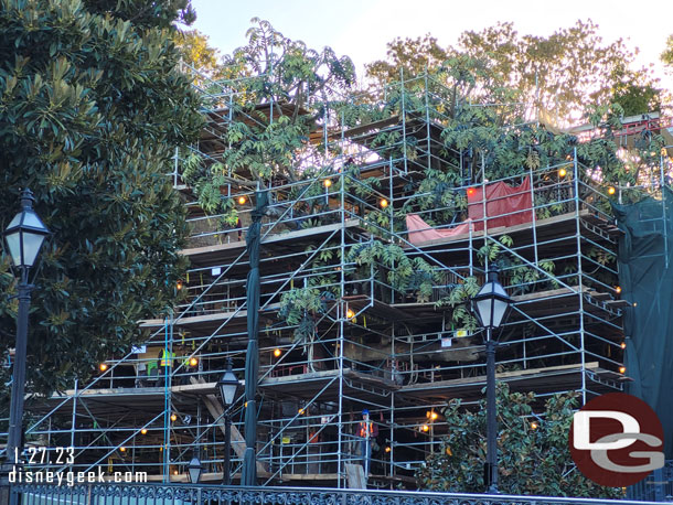 Time to take a closer look at the Adventureland Treehouse work.