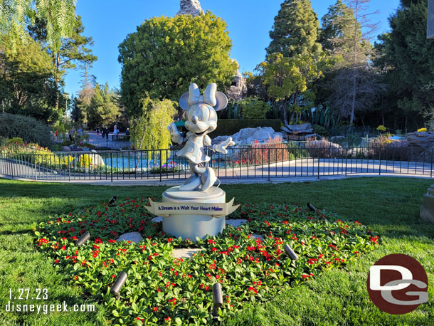 A Disney100 Minnie Mouse statue to compliment the Mickey one in Town Square.