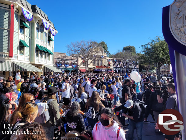 After the cavalcade Main Street was really busy feeling.