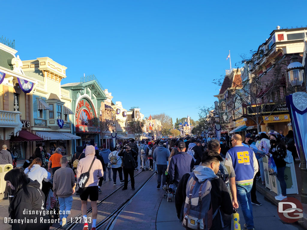 7:52am - Main Street USA, 8 minutes until park opening.