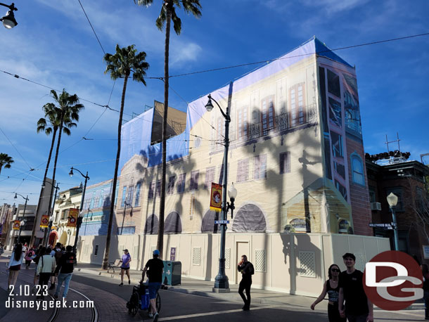 Renovation work along Hollywood Blvd continues.