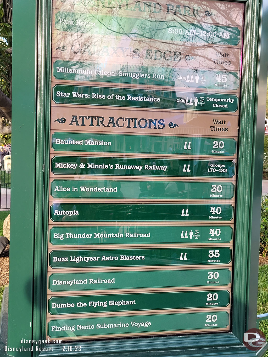 4:36pm - Disneyland Wait times.  Up to group 192..  the pace has slowed.  86 groups until mine and about 3 hours until they will stop calling groups before fireworks.