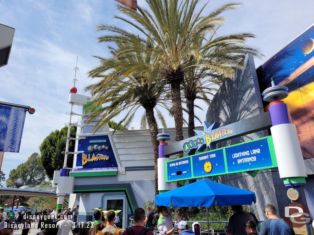 Buzz Lightyear Astro Blasters opened on this date in 2005.. wanted to take a ride to celebrate the anniversary but 35 minutes was longer than my patience this afternoon.